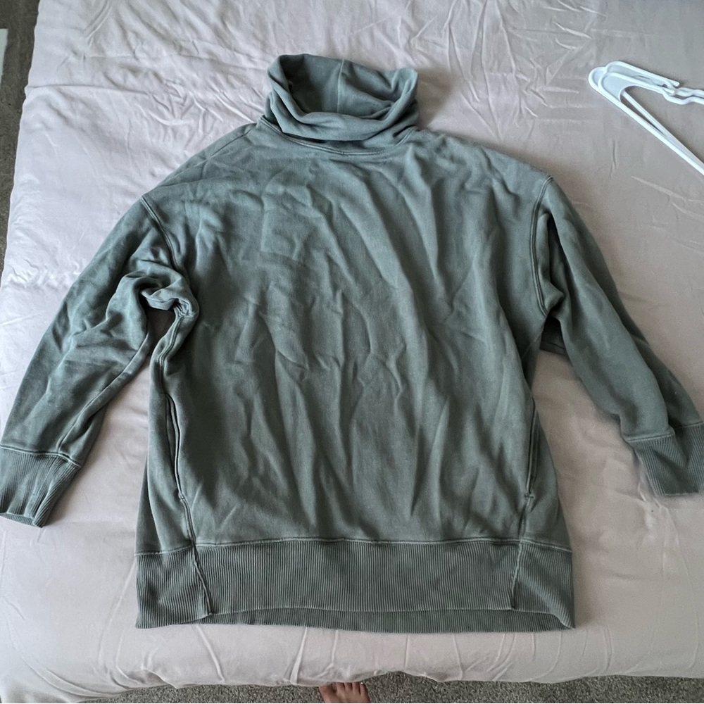 Turtle Neck Sweater with Pockets - ARIE